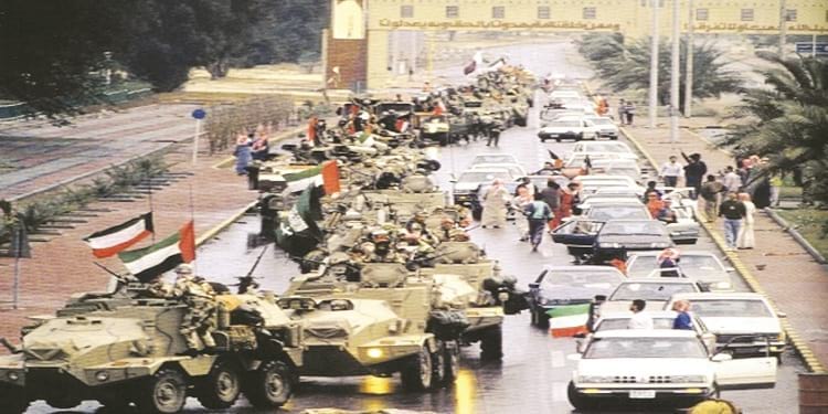 بعد غزو صدام للكويت عام 1991 أفتت جماعات بحرمة دخول القوات الأجنبية الخليج وأخرى حللته