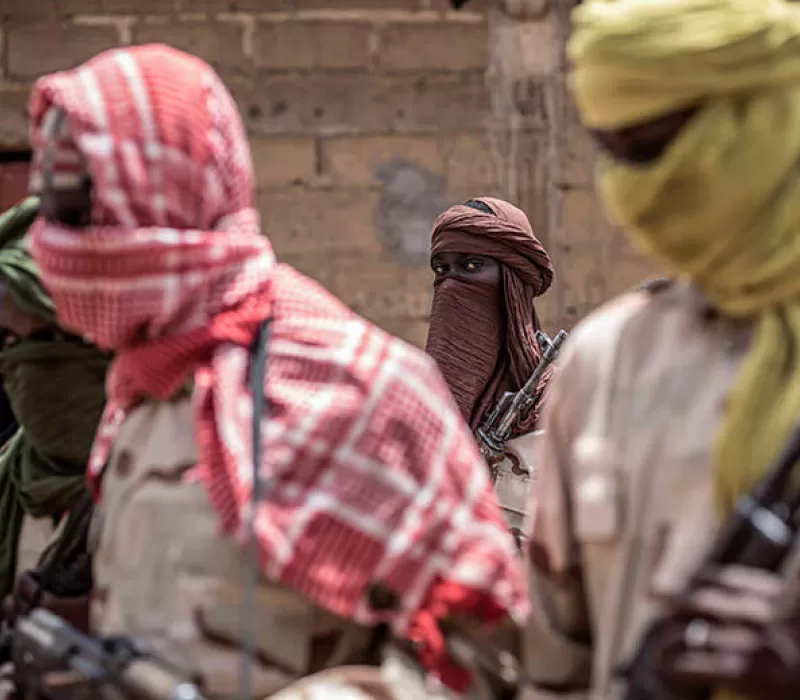 الاقتتال الداخلي بين الإرهابيين في غرب أفريقيا.. من يدفع الثمن؟