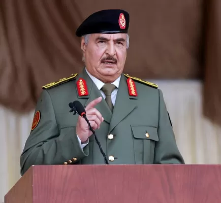 اندلاع اشتباكات جديدة في ليبيا... وحفتر يتحدث عن معركة تحرير