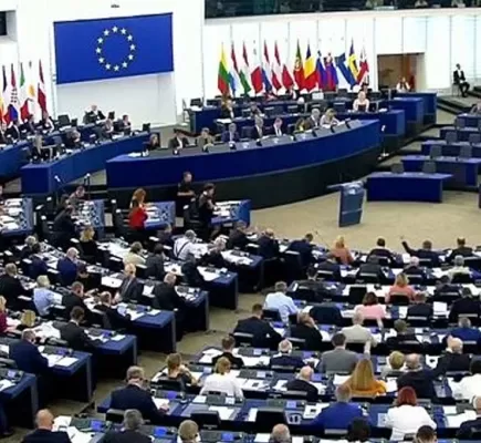 قضية الفساد في البرلمان الأوروبي المرتبطة بقطر تتوسع... ما الجديد؟